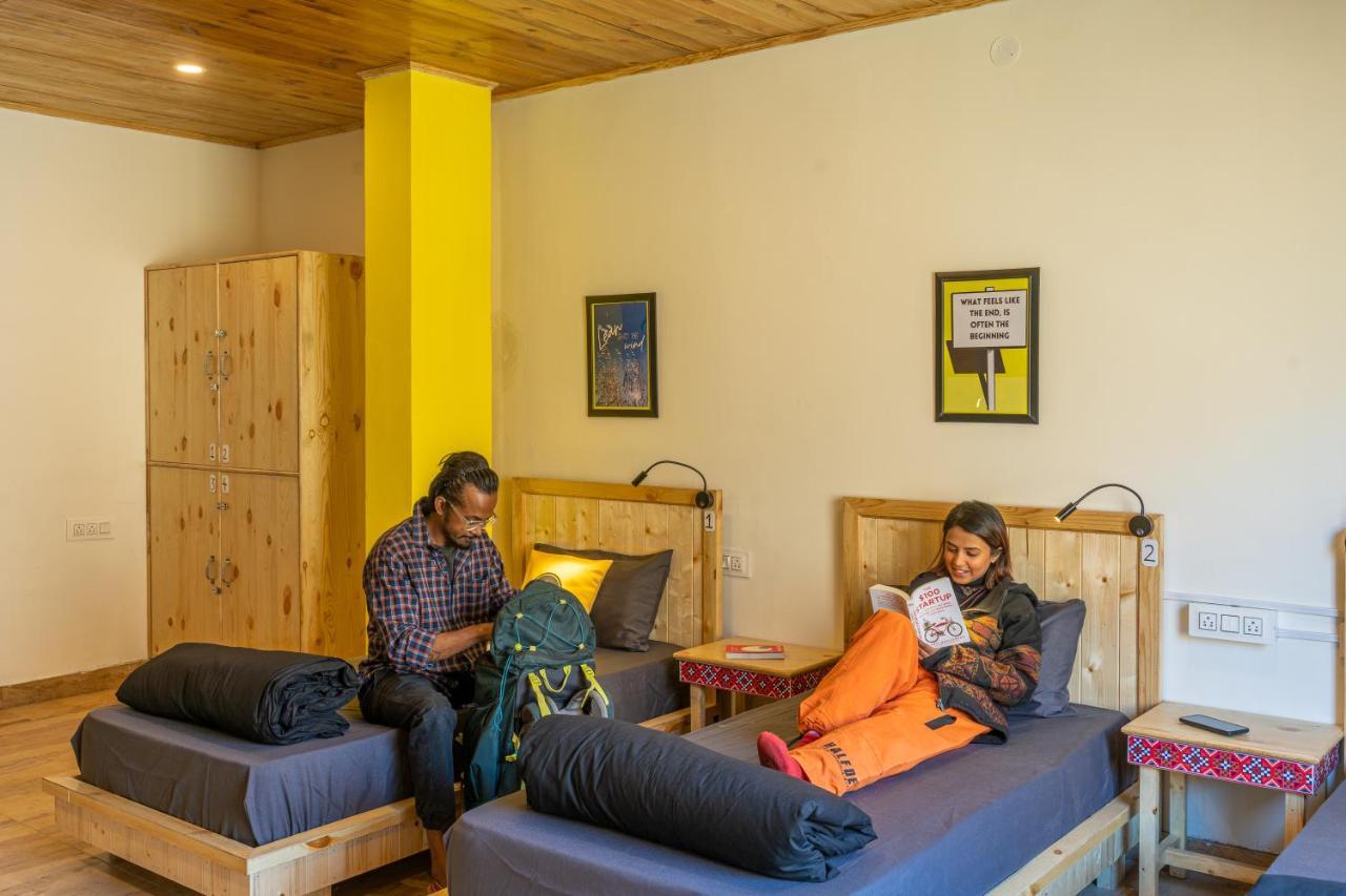 The Hosteller Tirthan Valley Gushaini Bagian luar foto