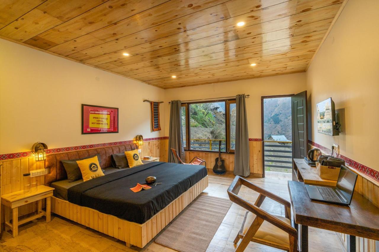 The Hosteller Tirthan Valley Gushaini Bagian luar foto