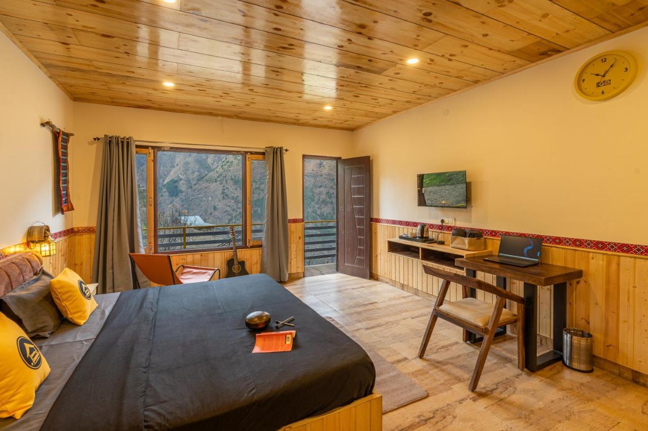 The Hosteller Tirthan Valley Gushaini Bagian luar foto